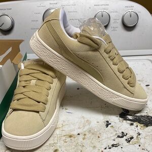 Puma Tan Casual Sneakers
